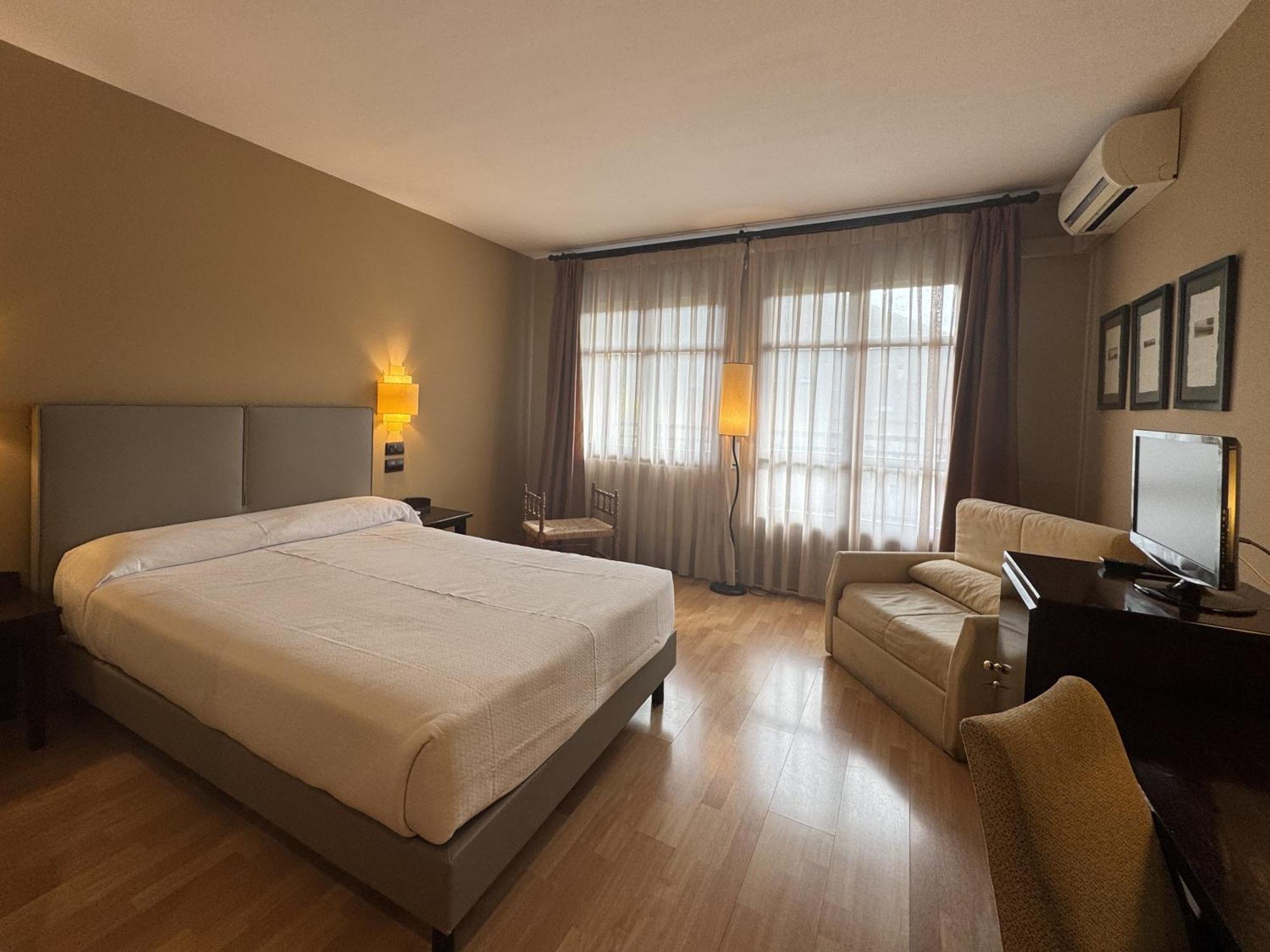 Hotel Cotiella Campo  Extérieur photo
